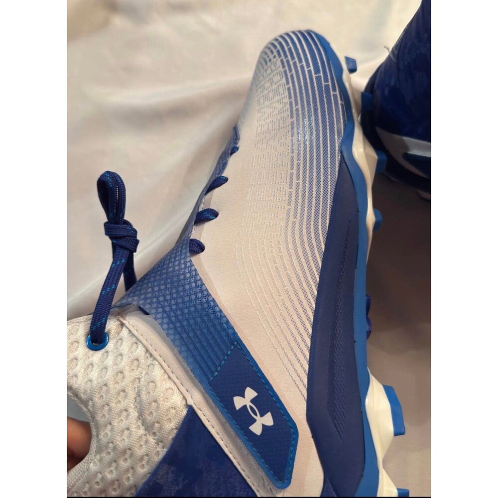 Size 11 Cleats under amour